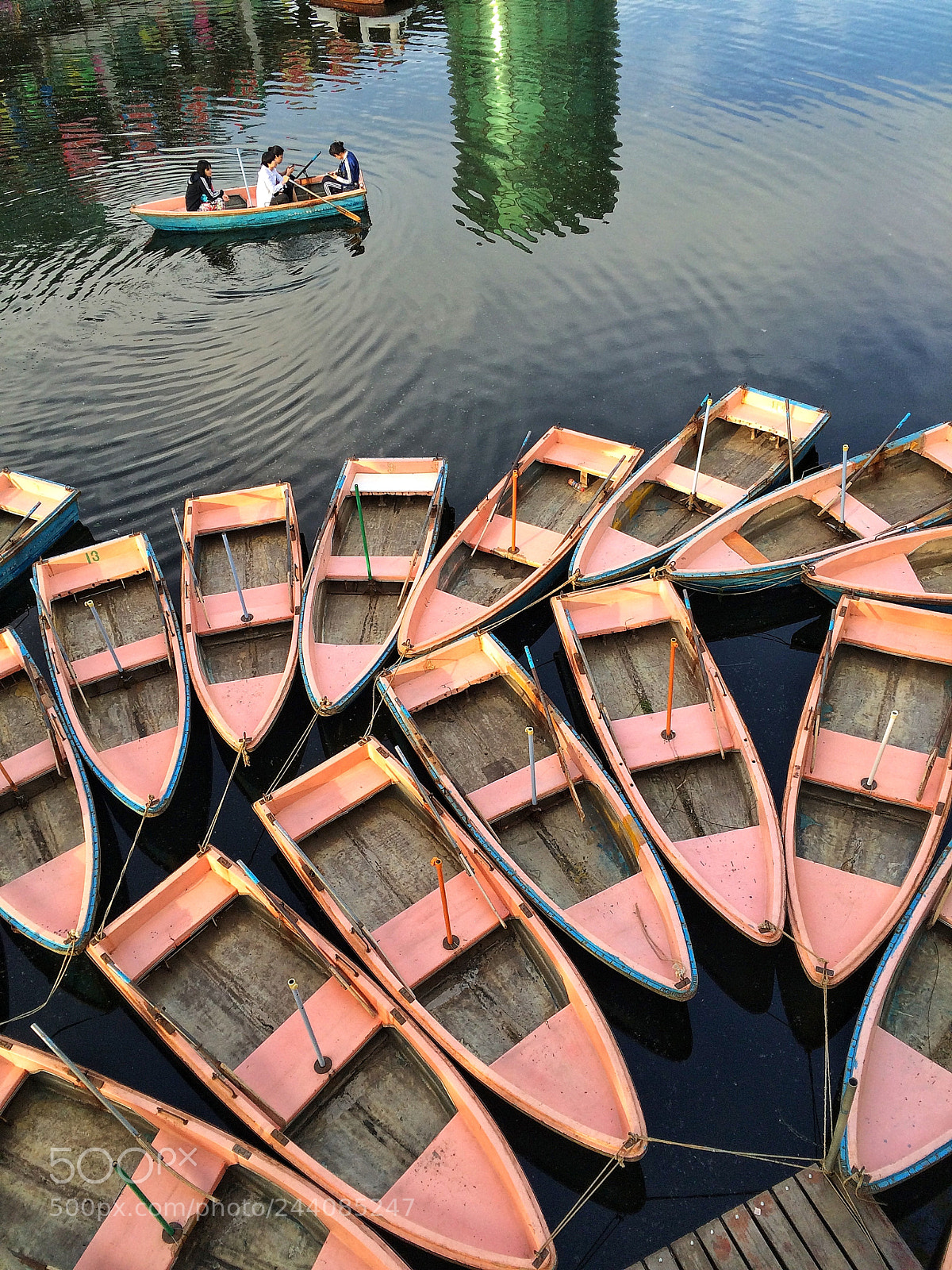 Apple iPhone 5s sample photo. Boats photography