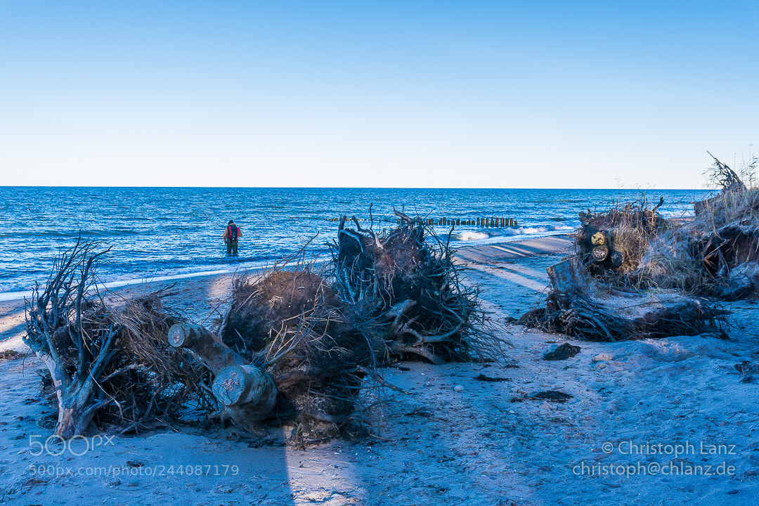 Nikon D7200 sample photo. Fishermen in the deep photography