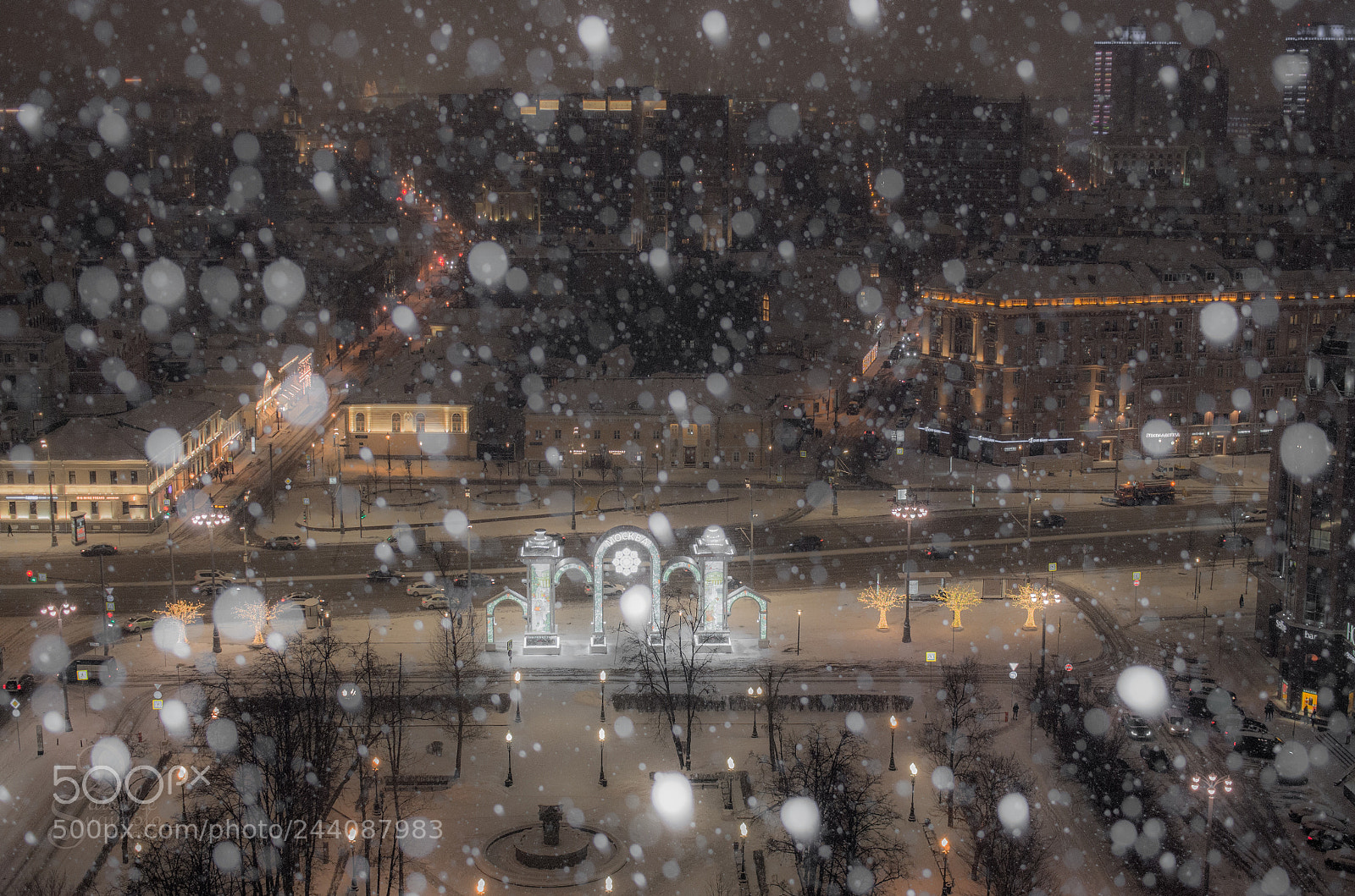 Pentax K-5 IIs sample photo. Snow illumination photography