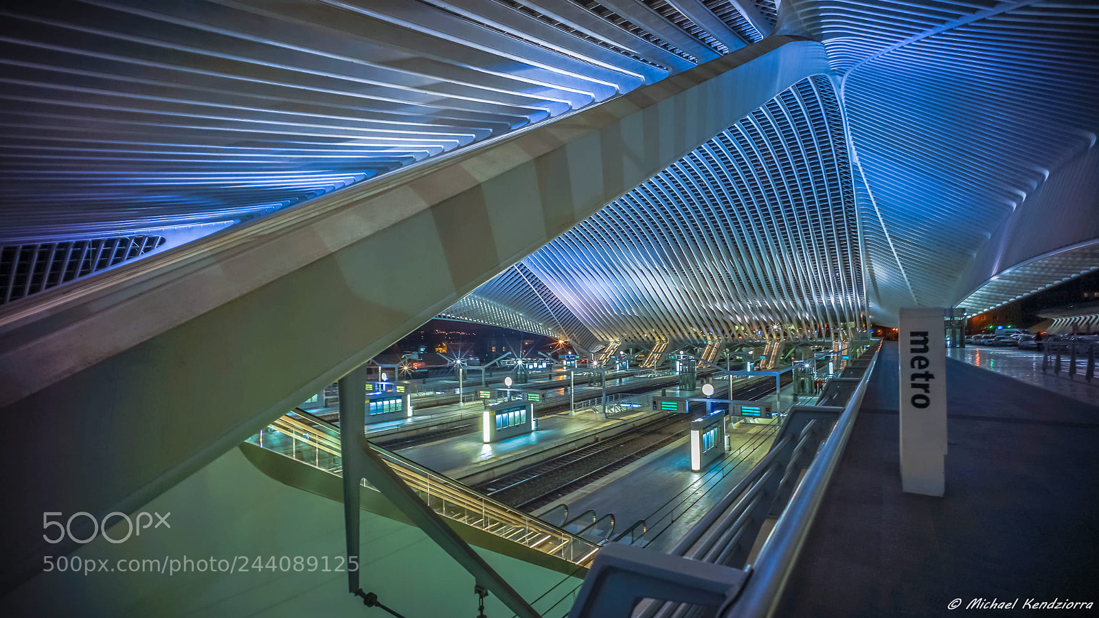 Sony a7 II sample photo. Liège-guillemins photography