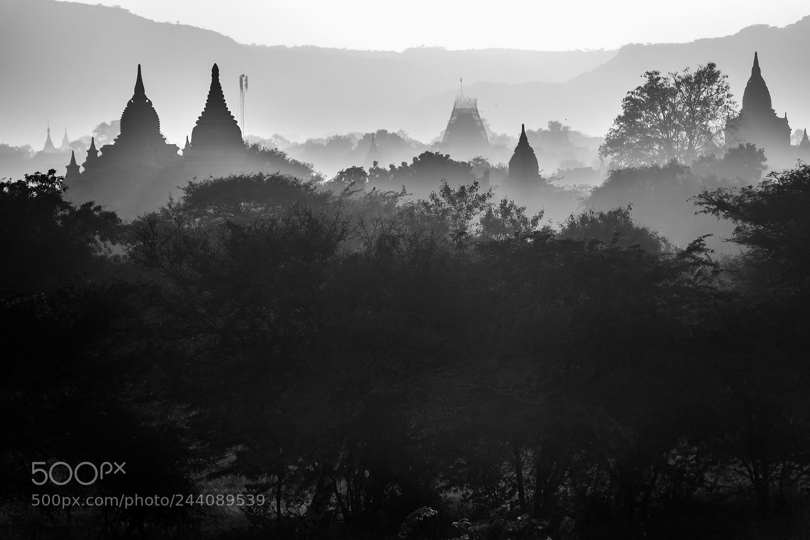 Sony Cyber-shot DSC-RX10 III sample photo. Bagan ii morning fog photography