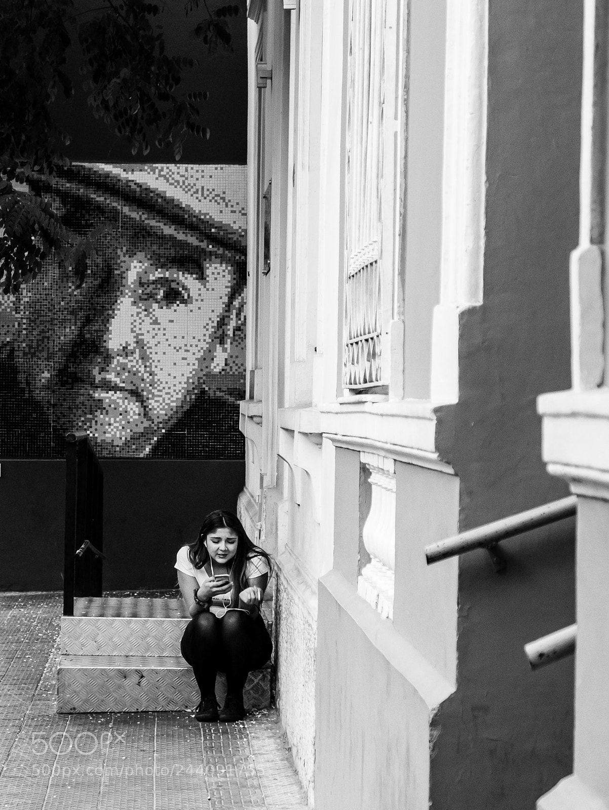 Leica D-Lux (Typ 109) sample photo. Texting with neruda photography