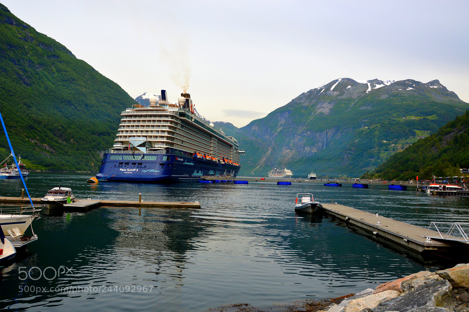 Nikon D3200 sample photo. Geiranger fjorden, norway photography