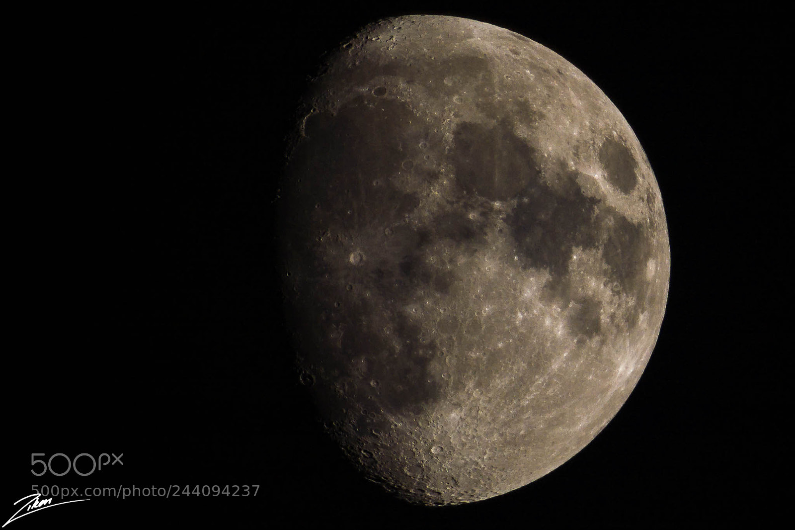 Nikon D7100 sample photo. The 1/2 moon photography