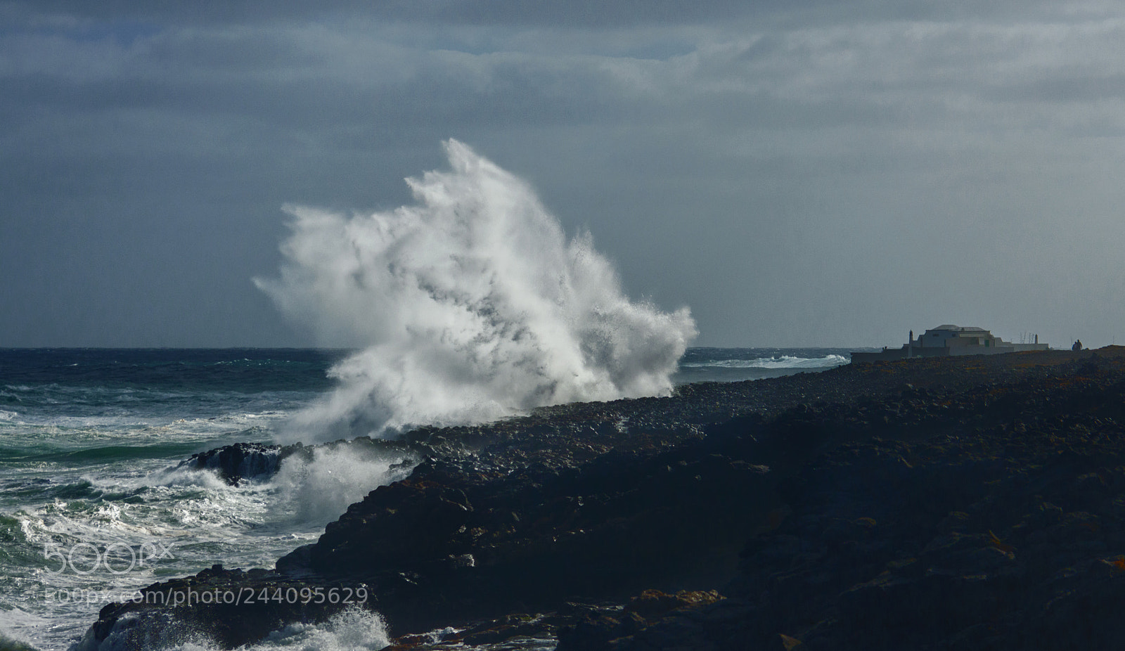 Nikon D3200 sample photo. Wave crash. photography