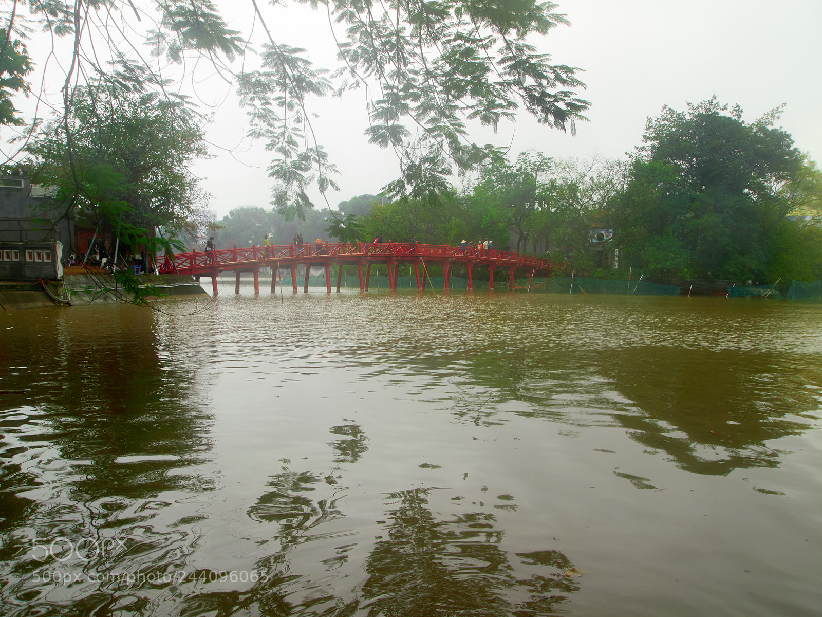 Olympus PEN E-P1 sample photo. Let's build a bridge photography
