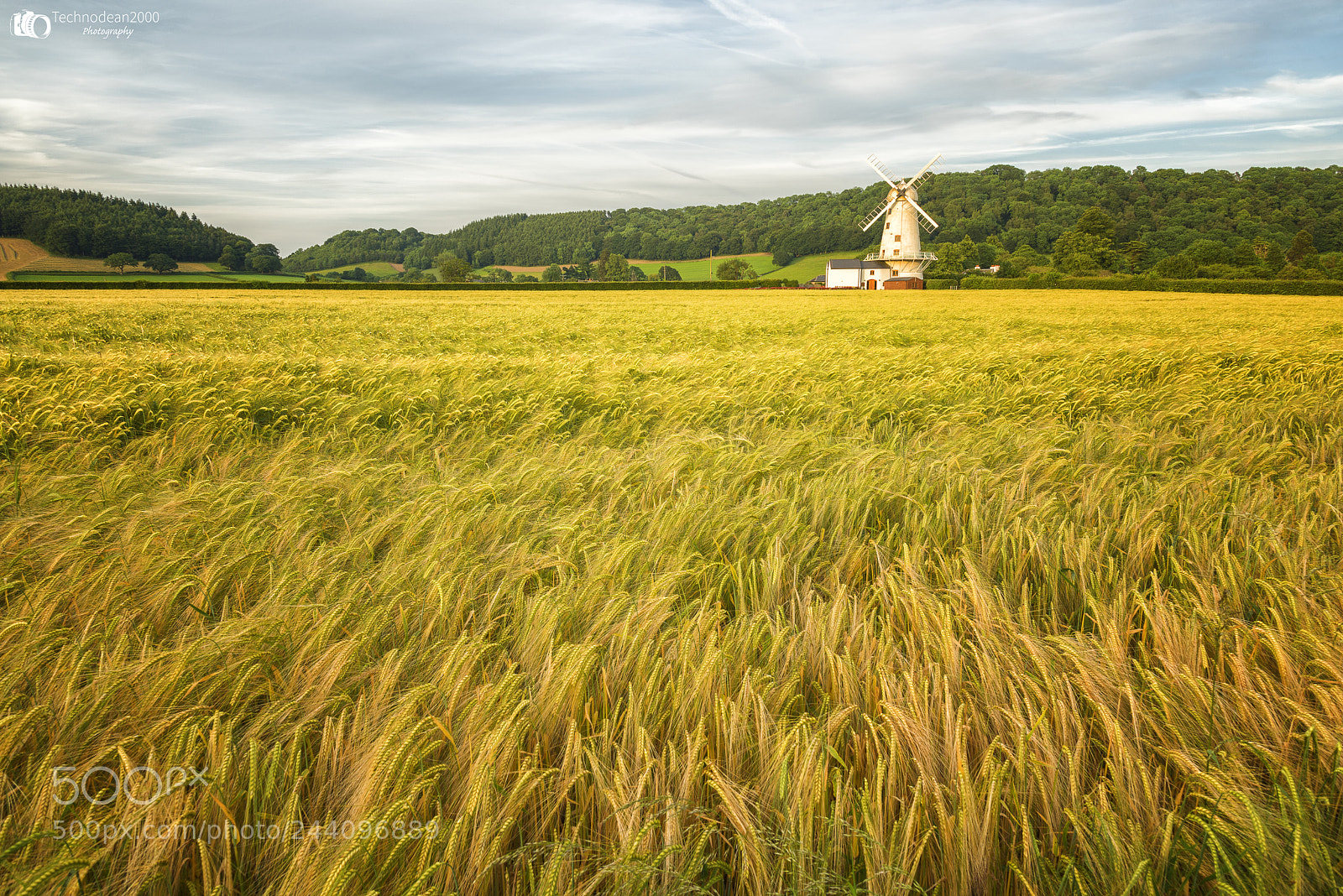 Nikon D810 sample photo. Llancayo windmill photography