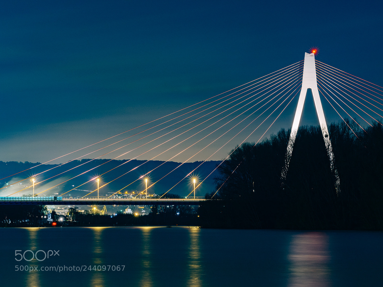 Olympus OM-D E-M10 II sample photo. Bridgescape photography