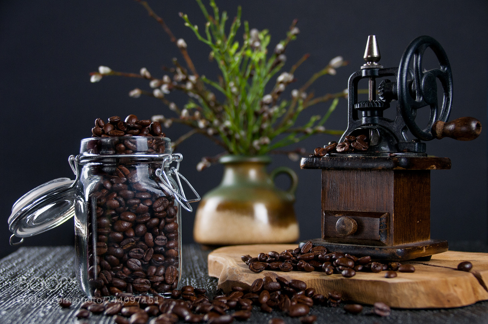 Nikon D300S sample photo. Vintage coffee grinder photography