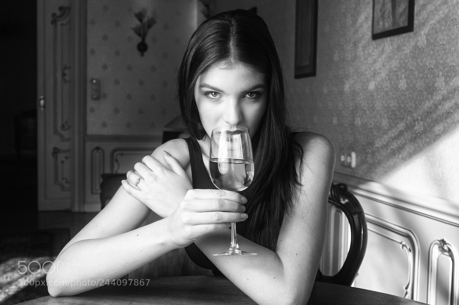 Canon EOS 5DS sample photo. Businessmen drink my wine. photography