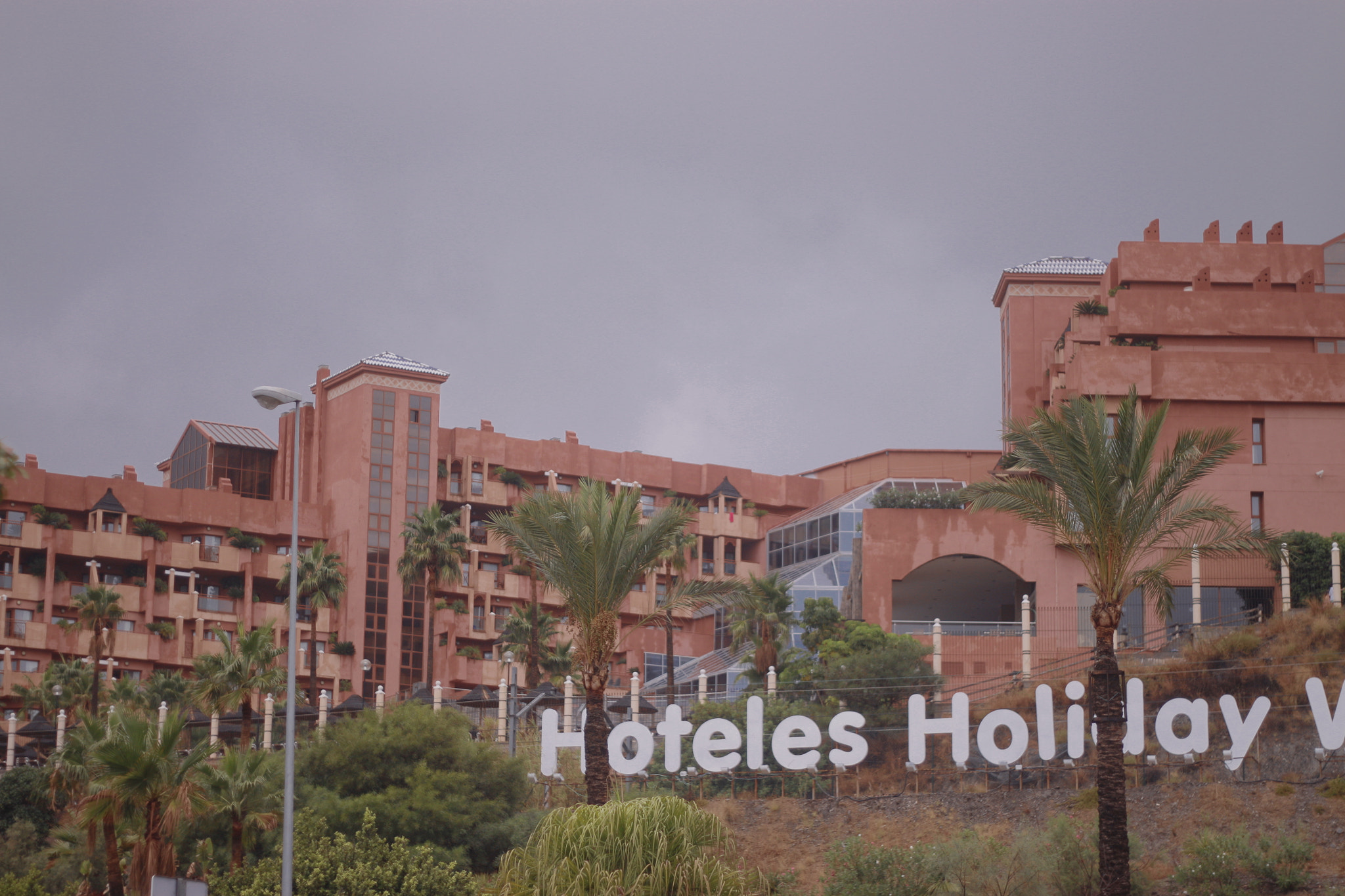 Canon EOS 500D (EOS Rebel T1i / EOS Kiss X3) + Canon EF 50mm f/1.8 sample photo. Spain 2015 photography