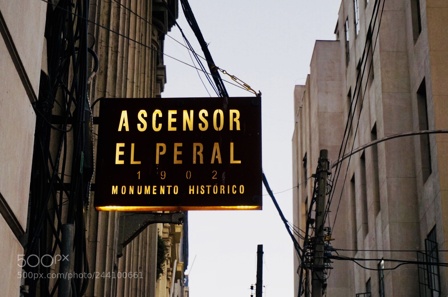 Sony Alpha a5000 (ILCE 5000) sample photo. Desde 1902 y sigue funcionando. photography