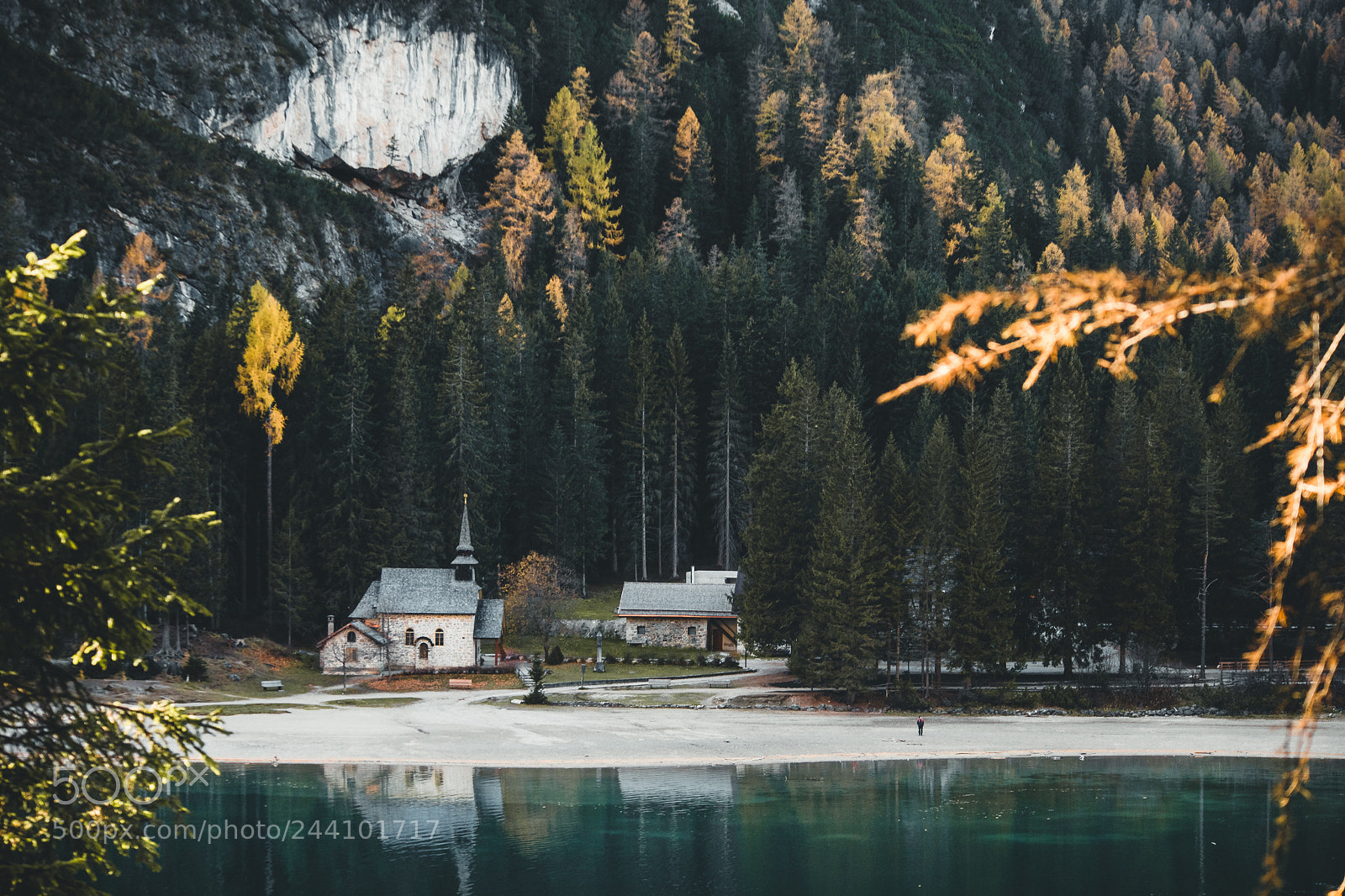 Canon EOS M5 sample photo. Chapel lago di braies photography