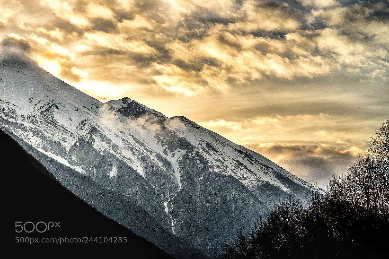 Canon EOS 100D (EOS Rebel SL1 / EOS Kiss X7) sample photo. Gran sasso photography