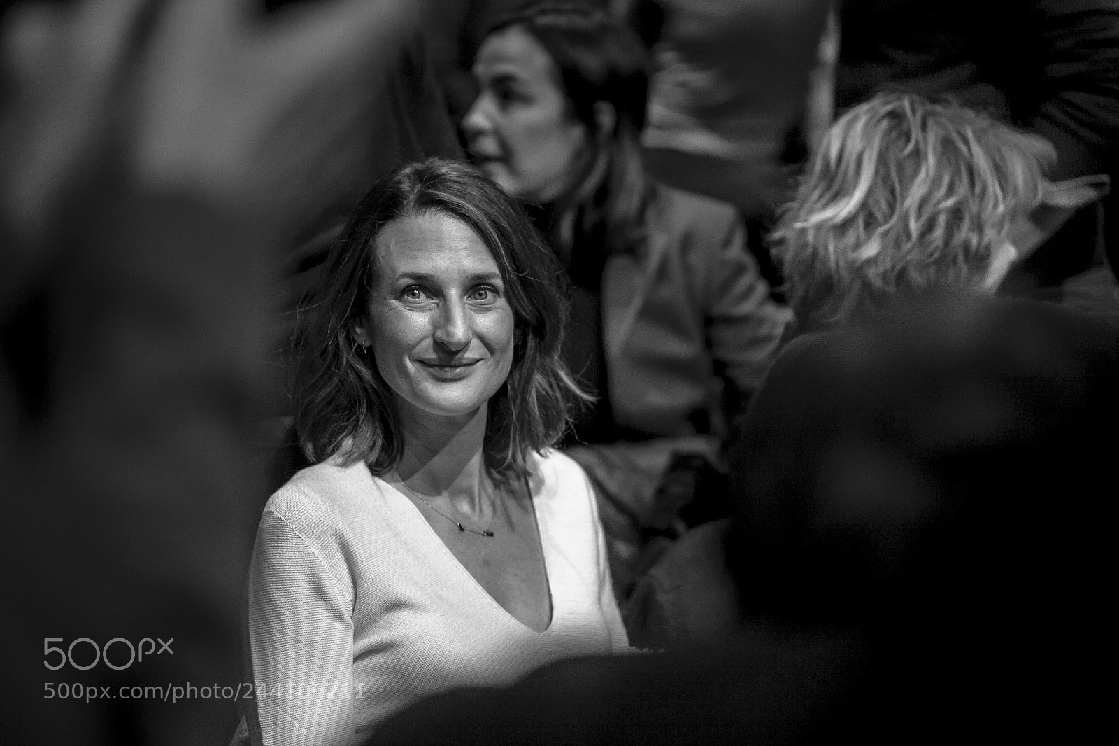 Canon EOS 5D sample photo. Camille cottin projection photography