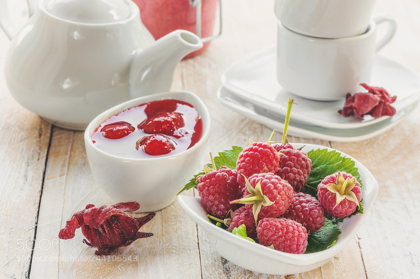 Nikon D700 sample photo. Ripe raspberry from the photography