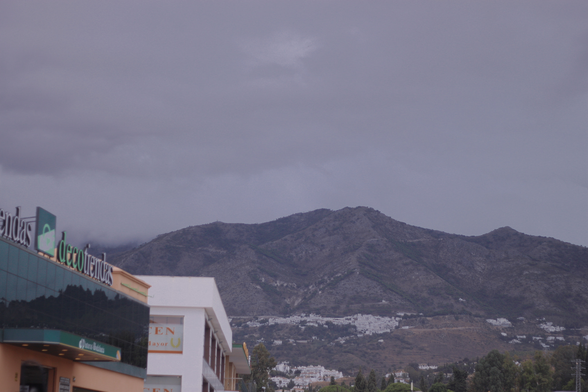 Canon EOS 500D (EOS Rebel T1i / EOS Kiss X3) + Canon EF 50mm f/1.8 sample photo. Spain 2015 photography