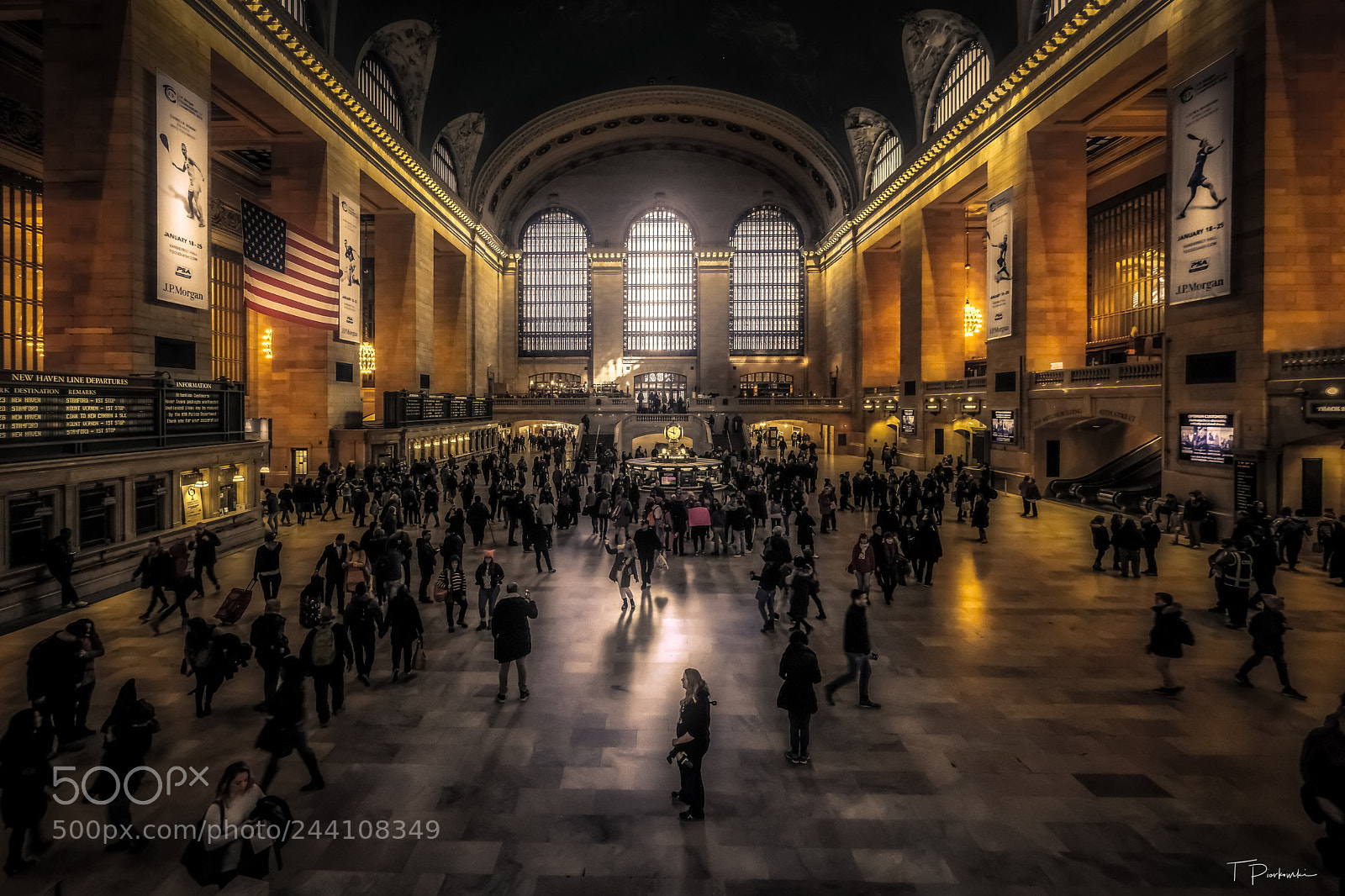 Fujifilm X-T2 sample photo. Grand central station photography