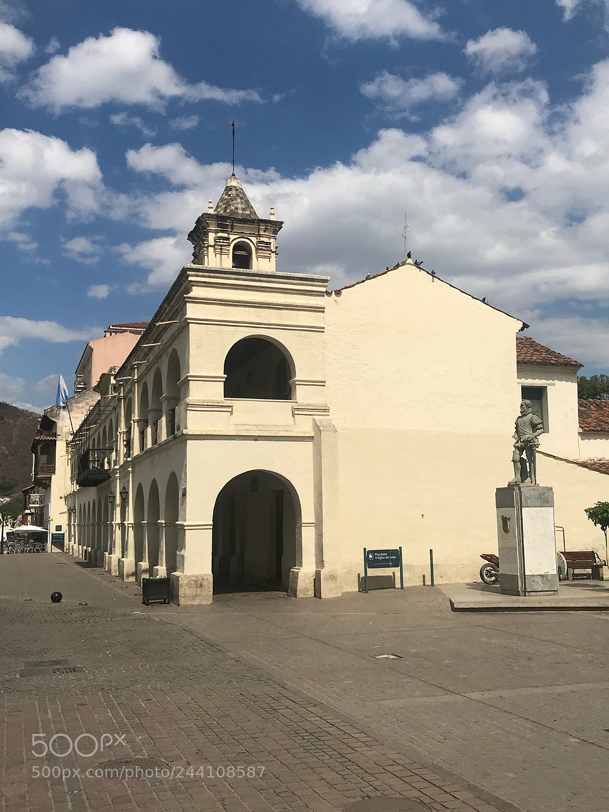 Apple iPhone 7 Plus sample photo. Lateral del cabildo de photography