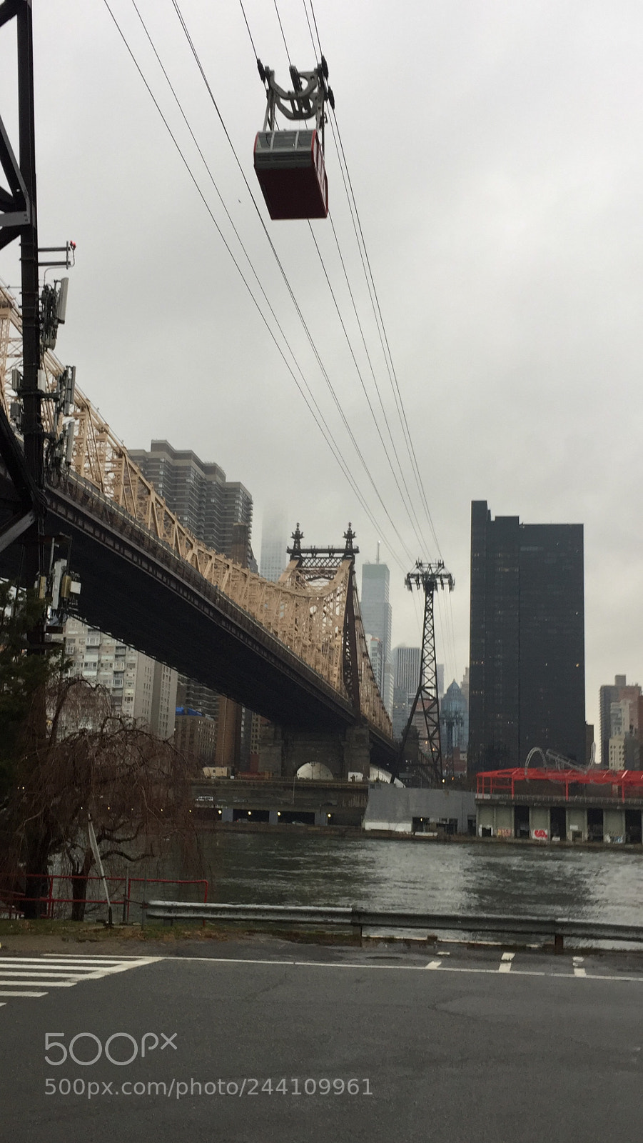 Apple iPhone 6 Plus sample photo. Tram view photography