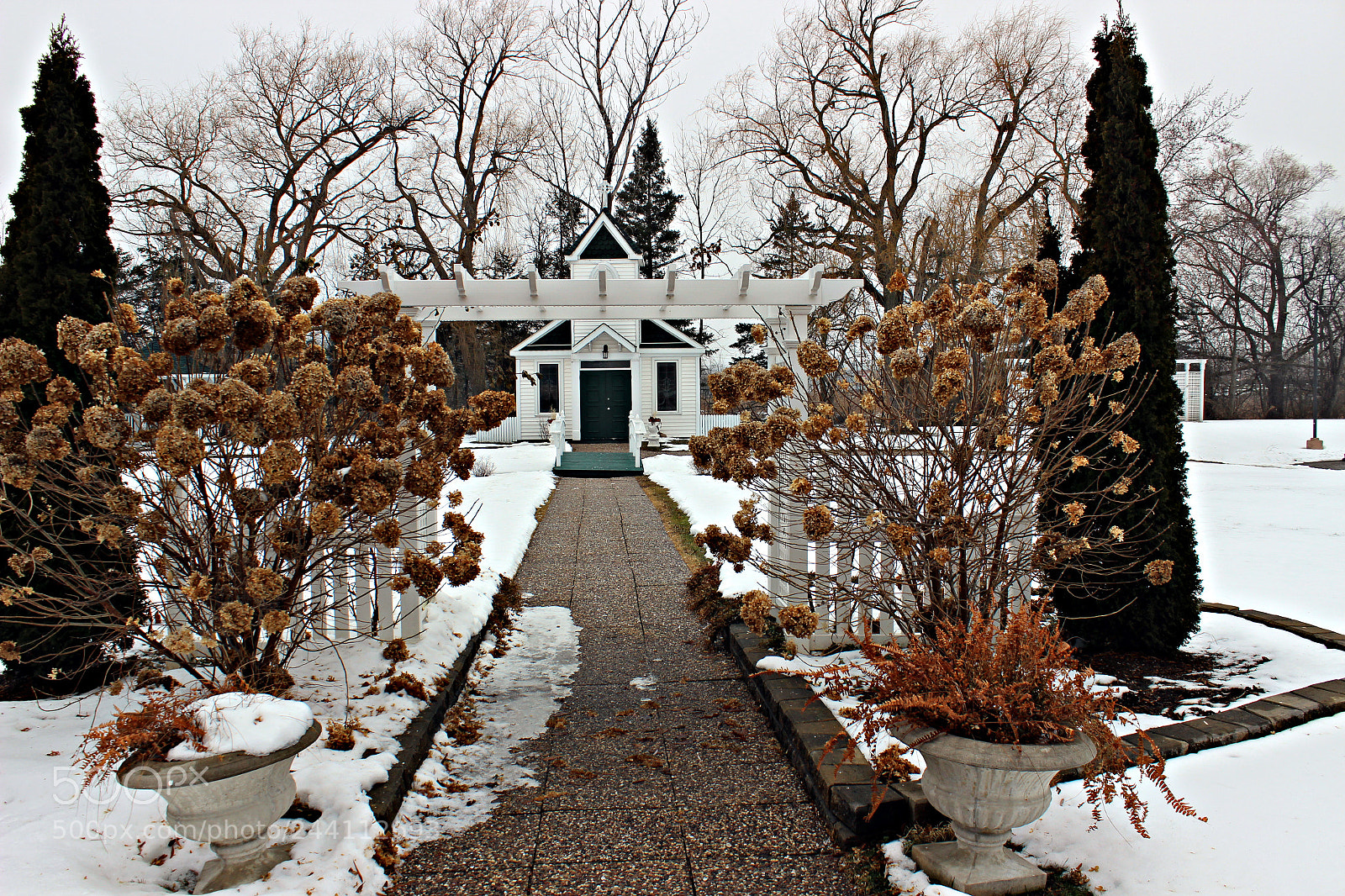 Canon EOS 600D (Rebel EOS T3i / EOS Kiss X5) sample photo. Heartland, little white chapel photography