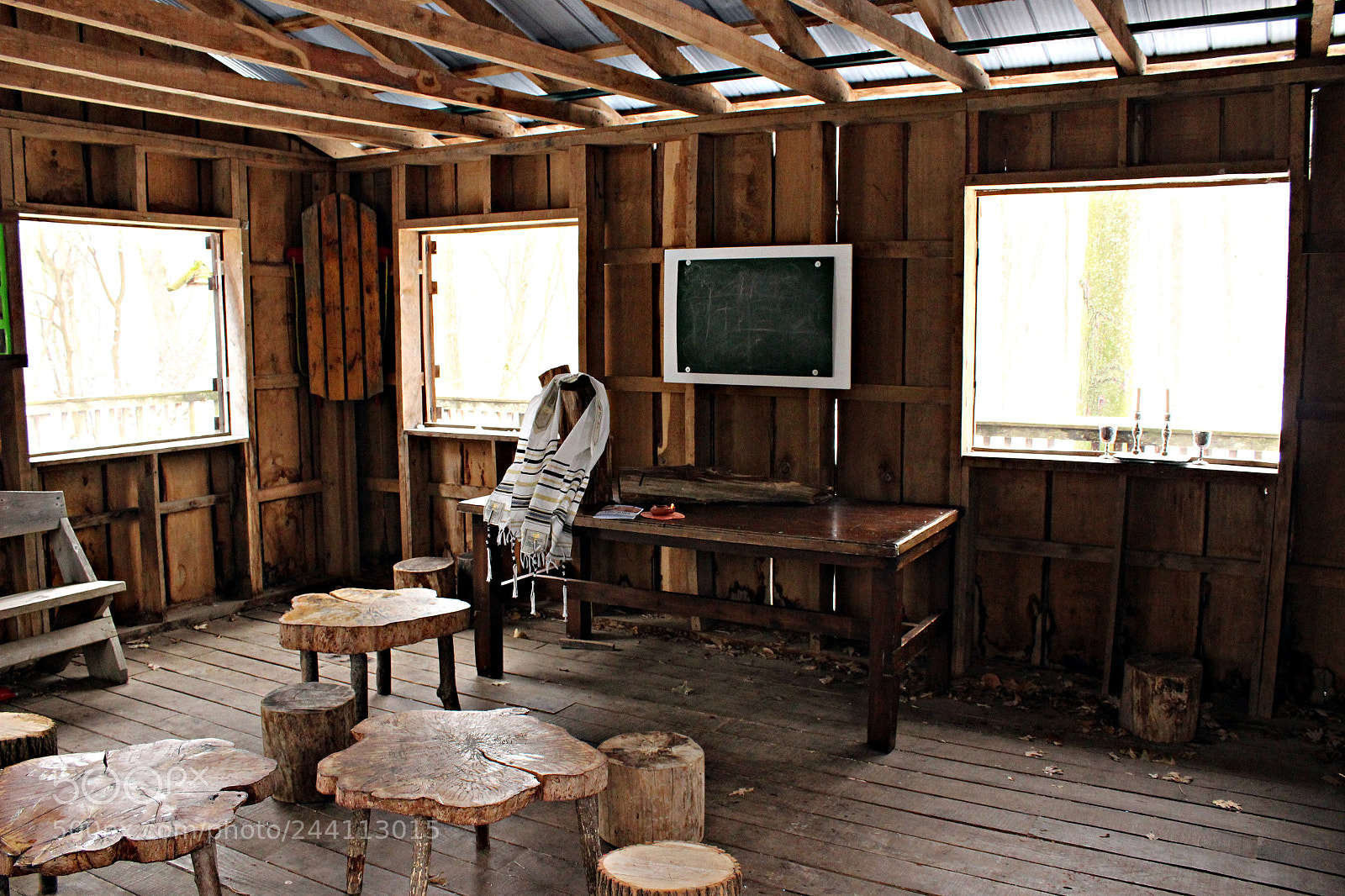 Canon EOS 600D (Rebel EOS T3i / EOS Kiss X5) sample photo. Heartland, little white chapel photography