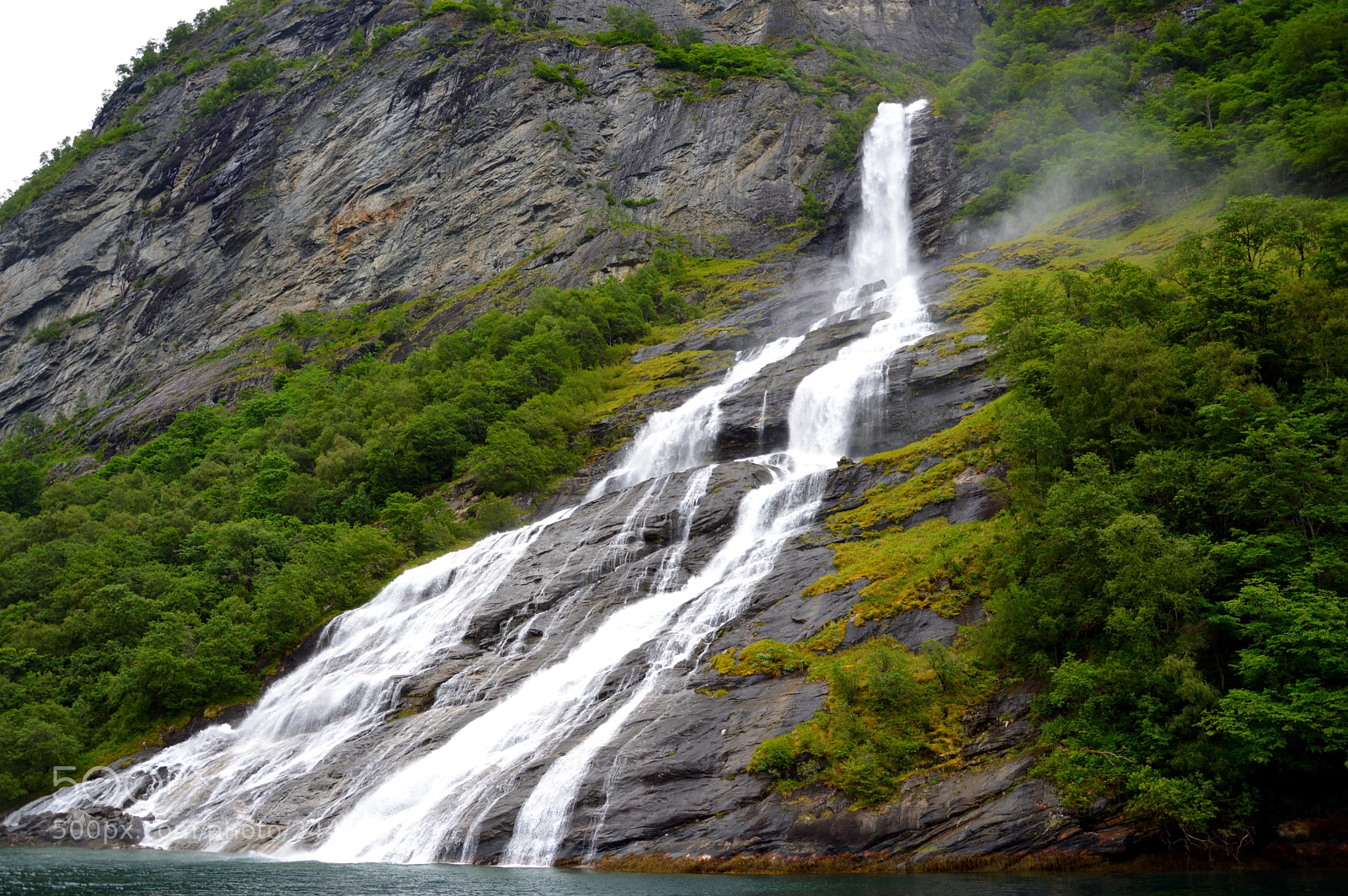 Nikon D3200 sample photo. The suitor, friaren, geirangerfjorden photography