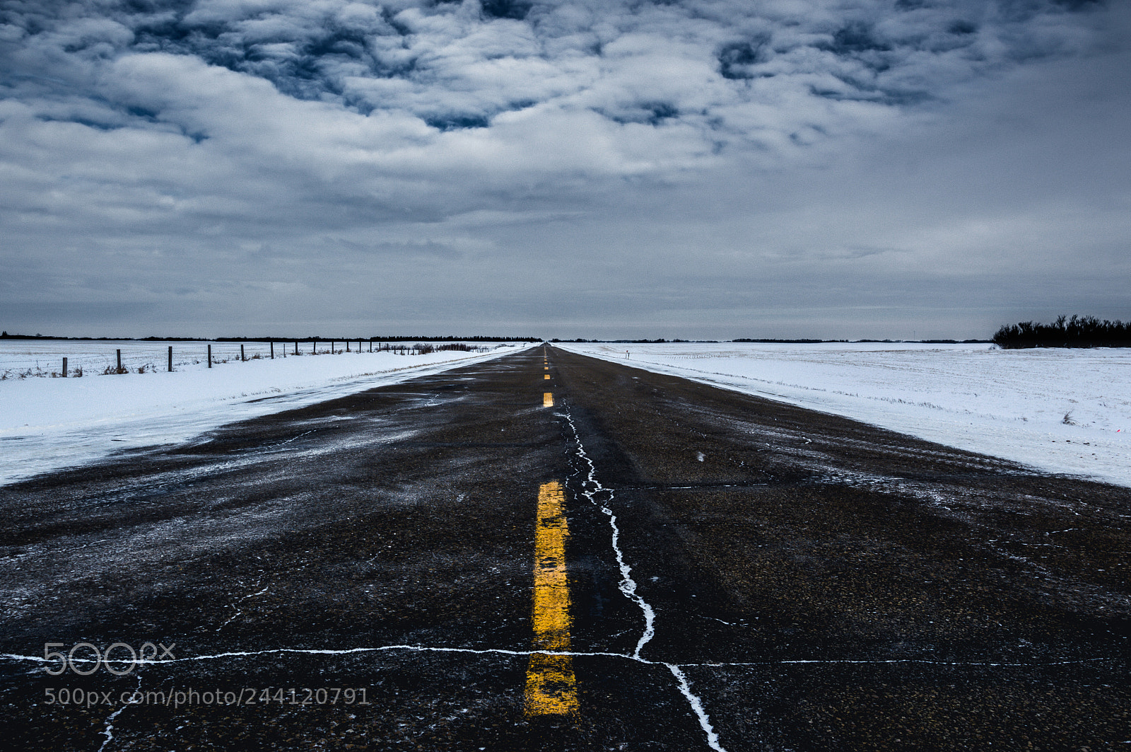 Nikon D3200 sample photo. The lonely road photography