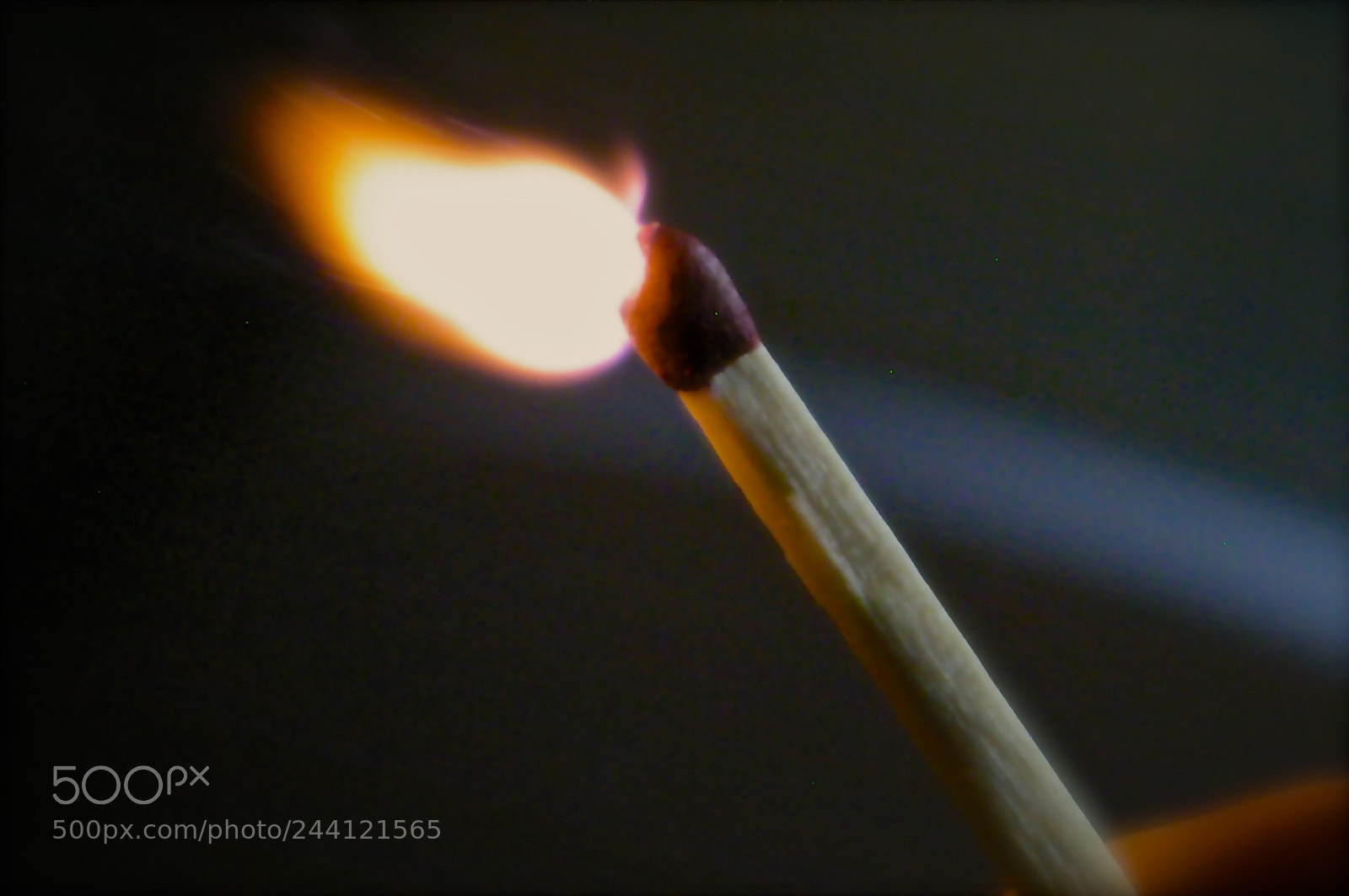 Pentax K100D sample photo. On fire photography