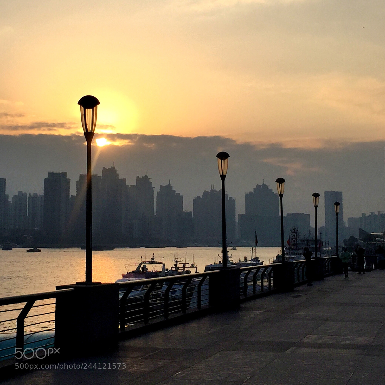 Apple iPhone 6 Plus sample photo. Shanghai morning photography