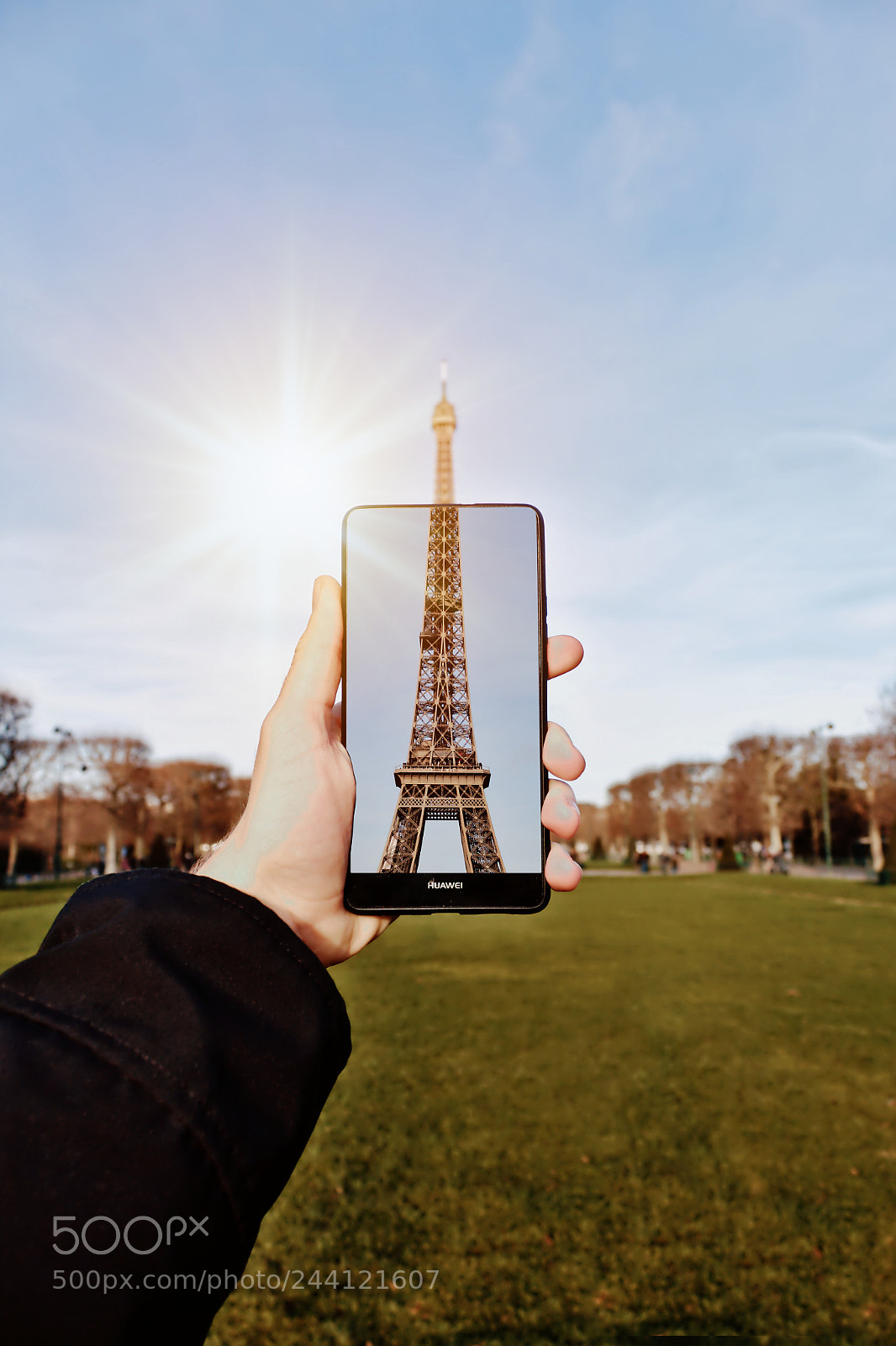 Canon EOS 1300D (EOS Rebel T6 / EOS Kiss X80) sample photo. Eiffel tower from a photography