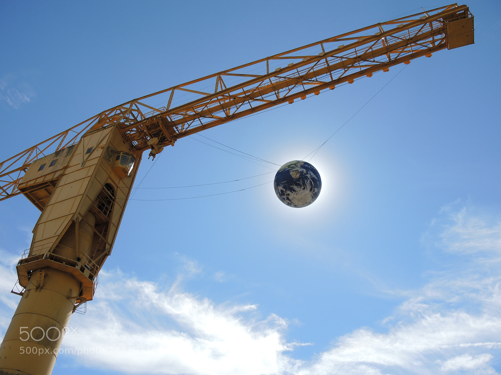 Nikon Coolpix P7700 sample photo. Eclipse terre grue titan photography