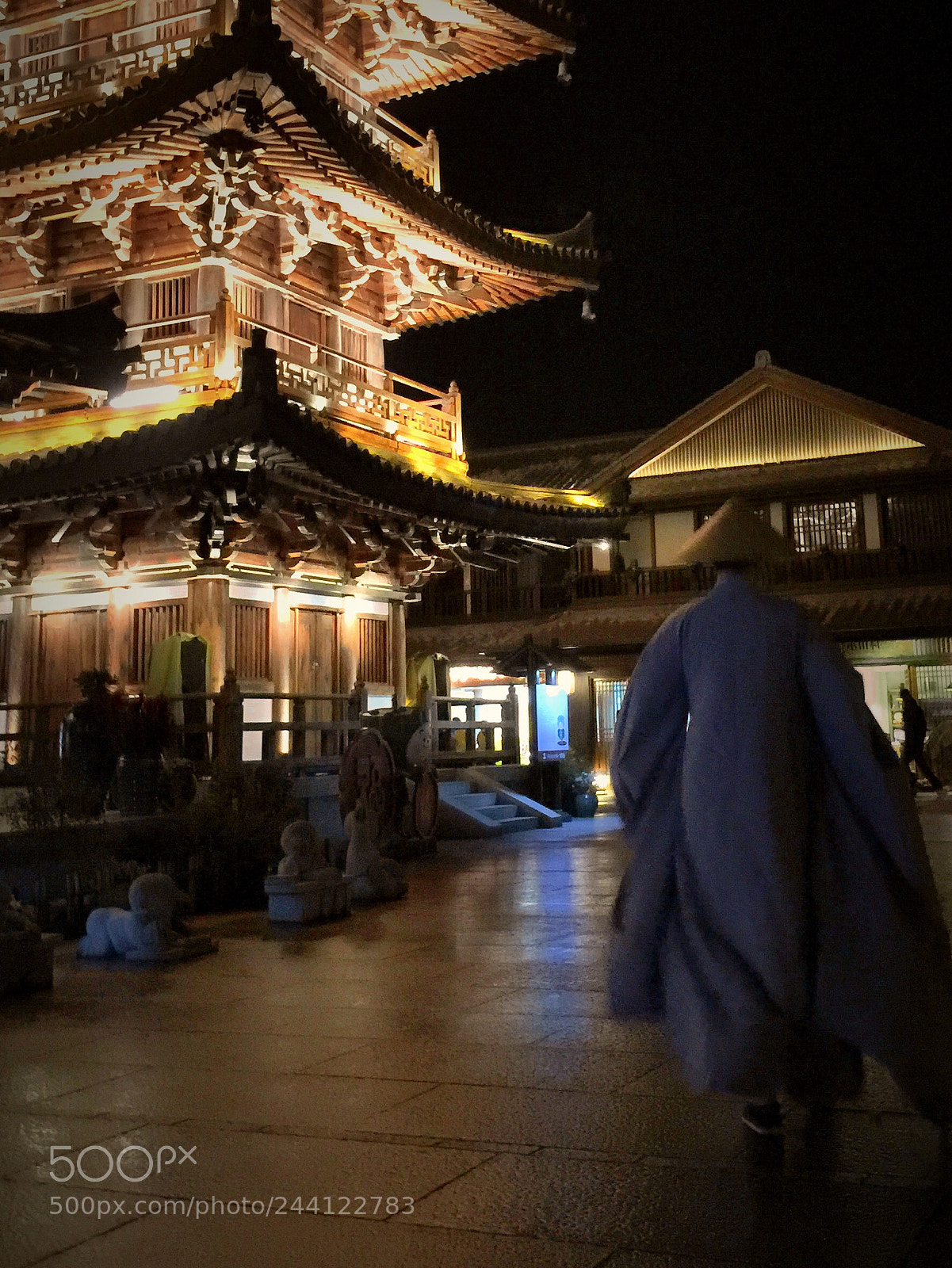Apple iPhone 6 Plus sample photo. Monk and temple photography