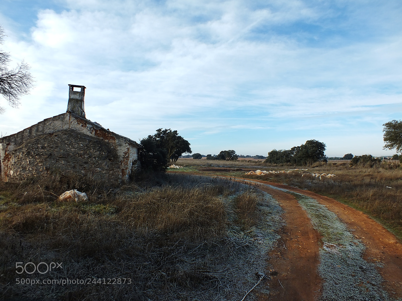 Fujifilm FinePix HS30EXR sample photo. Frio en la mancha photography