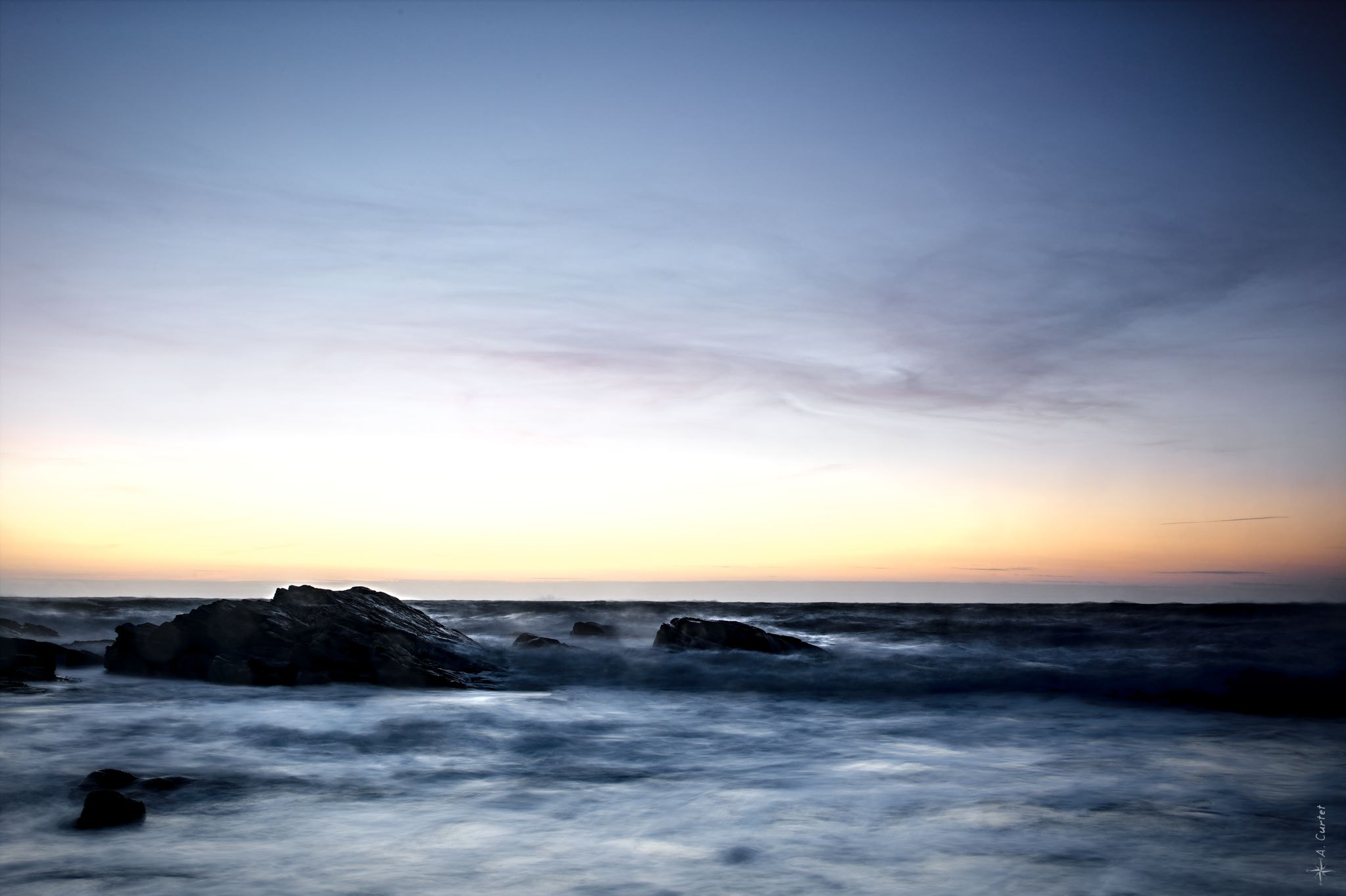 Canon EF 300mm F2.8L IS II USM sample photo. Blue hour photography