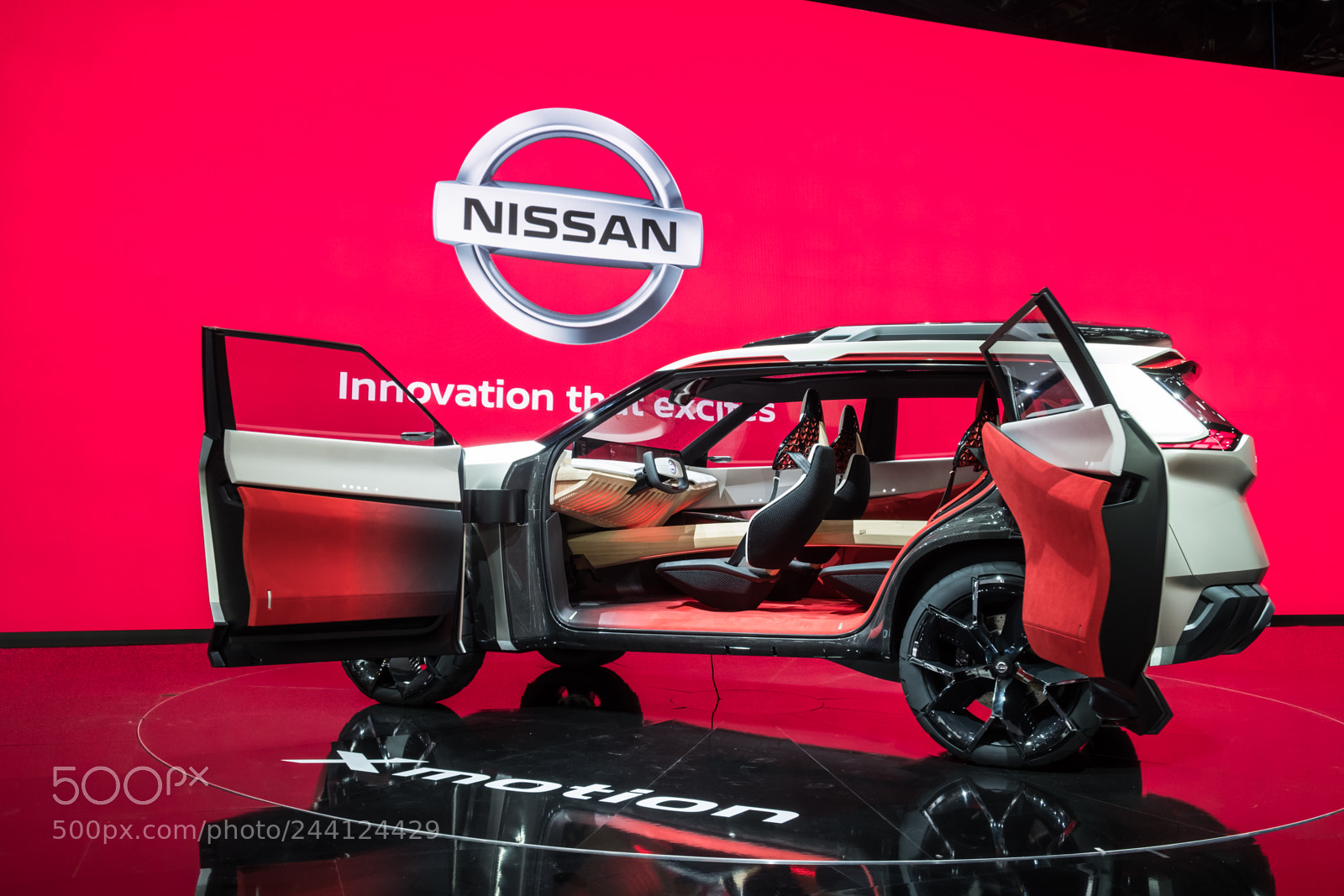 Fujifilm X-T2 sample photo. Nissan leaf prototype photography