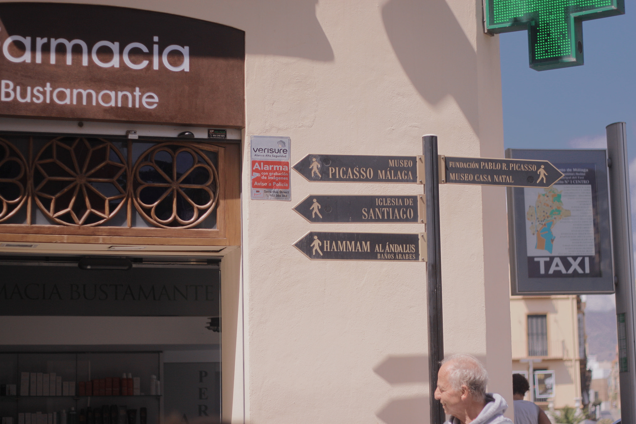 Canon EOS 500D (EOS Rebel T1i / EOS Kiss X3) + Canon EF 50mm f/1.8 sample photo. Spain 2015 photography