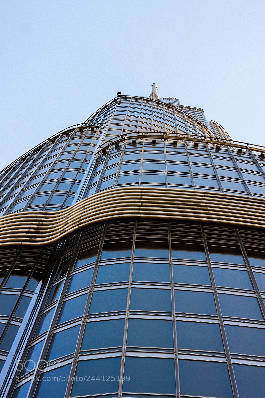 Canon EOS 500D (EOS Rebel T1i / EOS Kiss X3) sample photo. Burj khalifa, look up photography