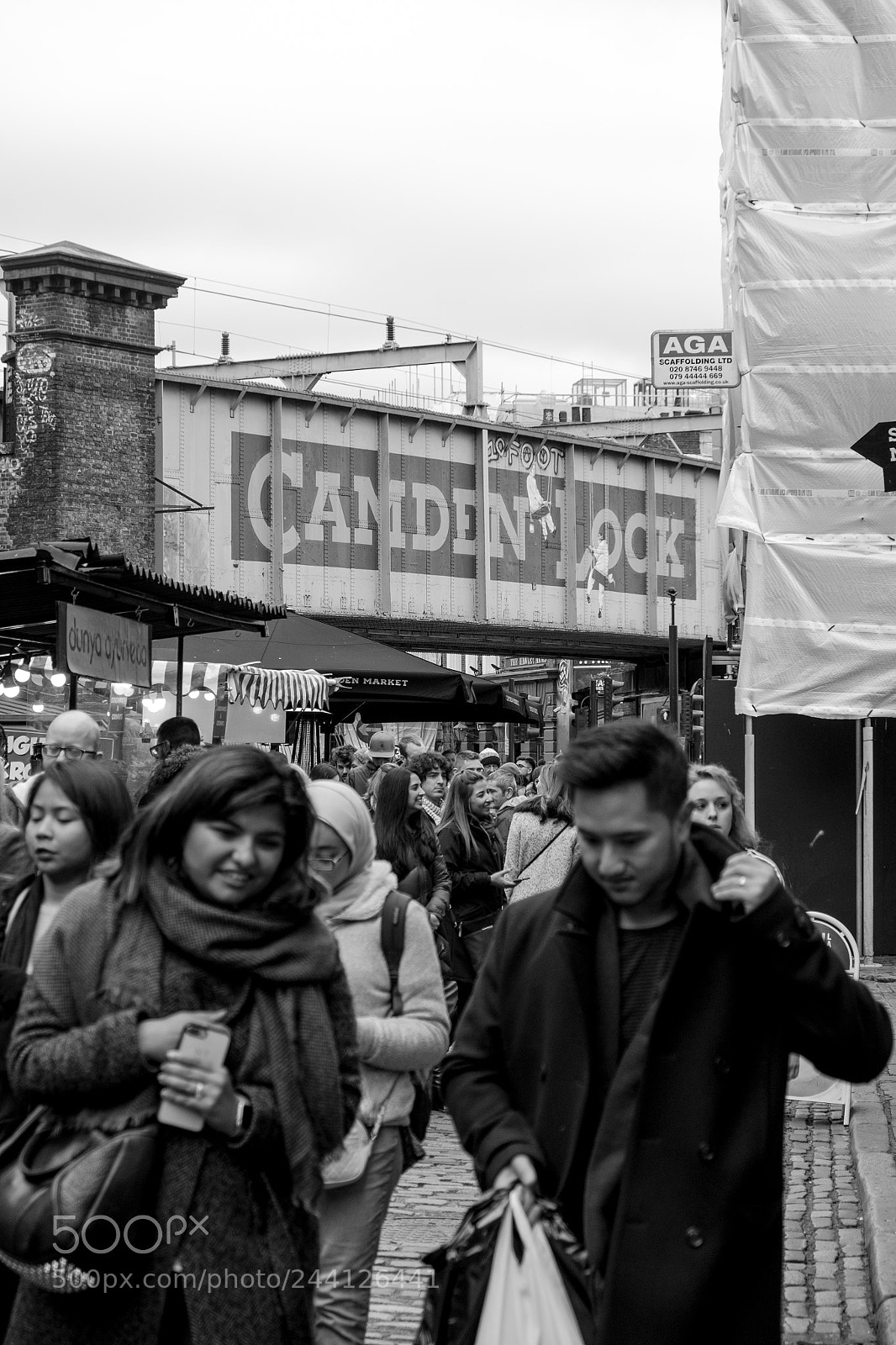 Fujifilm X-T10 sample photo. Camden lock photography
