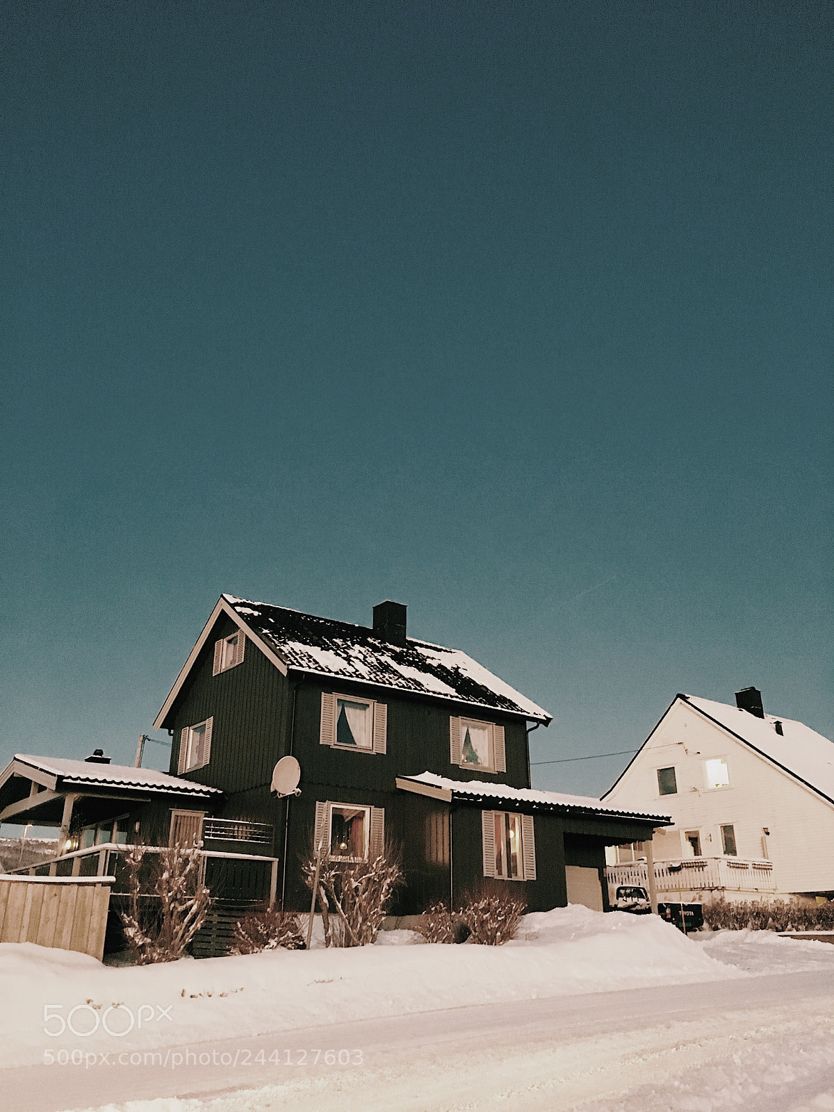 Apple iPhone 6s sample photo. Norwegian house photography