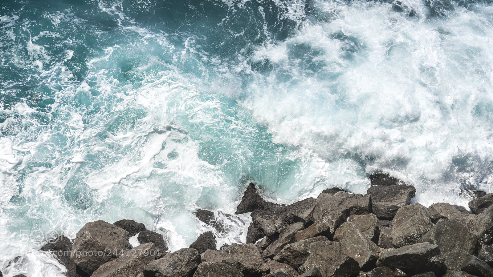 Sony a7 II sample photo. Rough sea photography