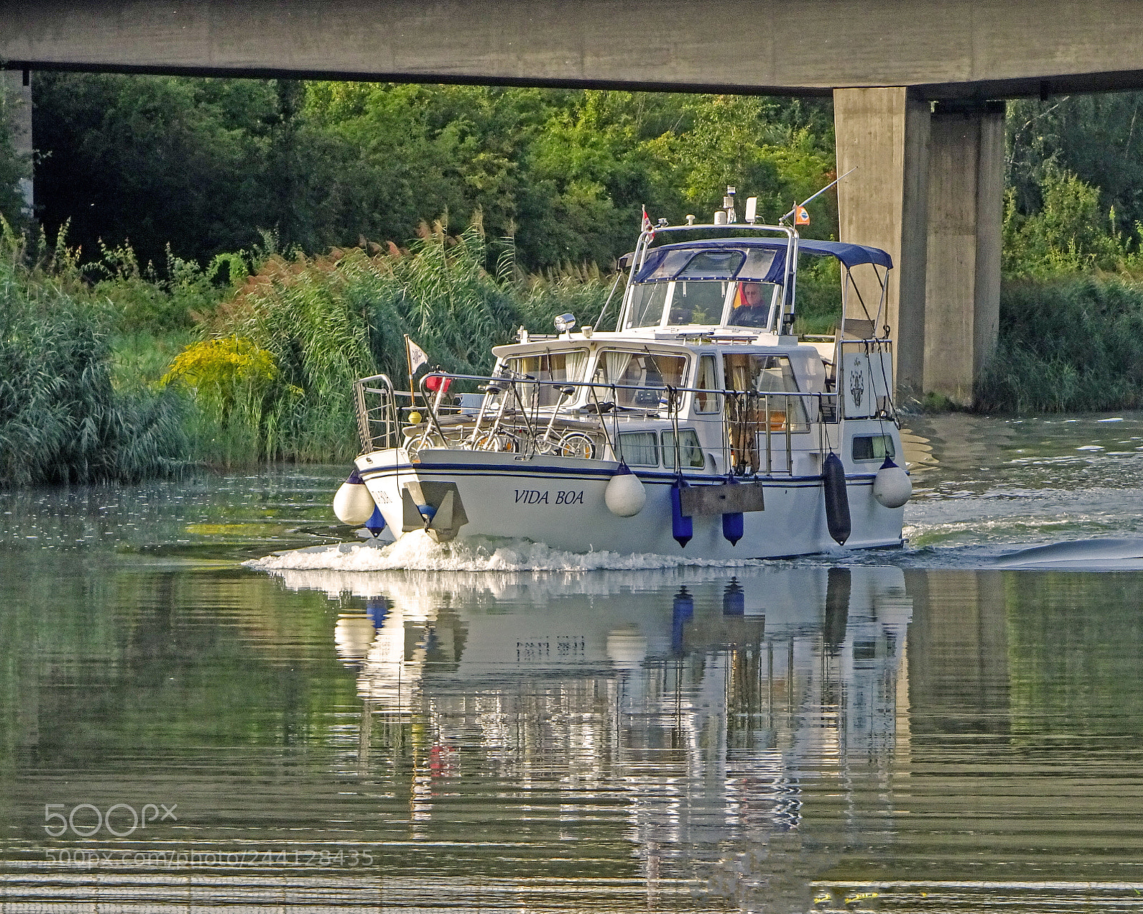 Sony DSC-HX90 sample photo. Auf dem europakanal in photography