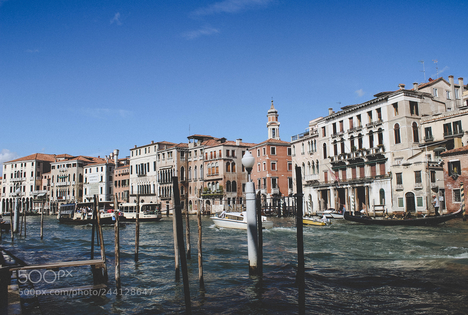 Canon EOS 1300D (EOS Rebel T6 / EOS Kiss X80) sample photo. Venice is eternity itself. photography