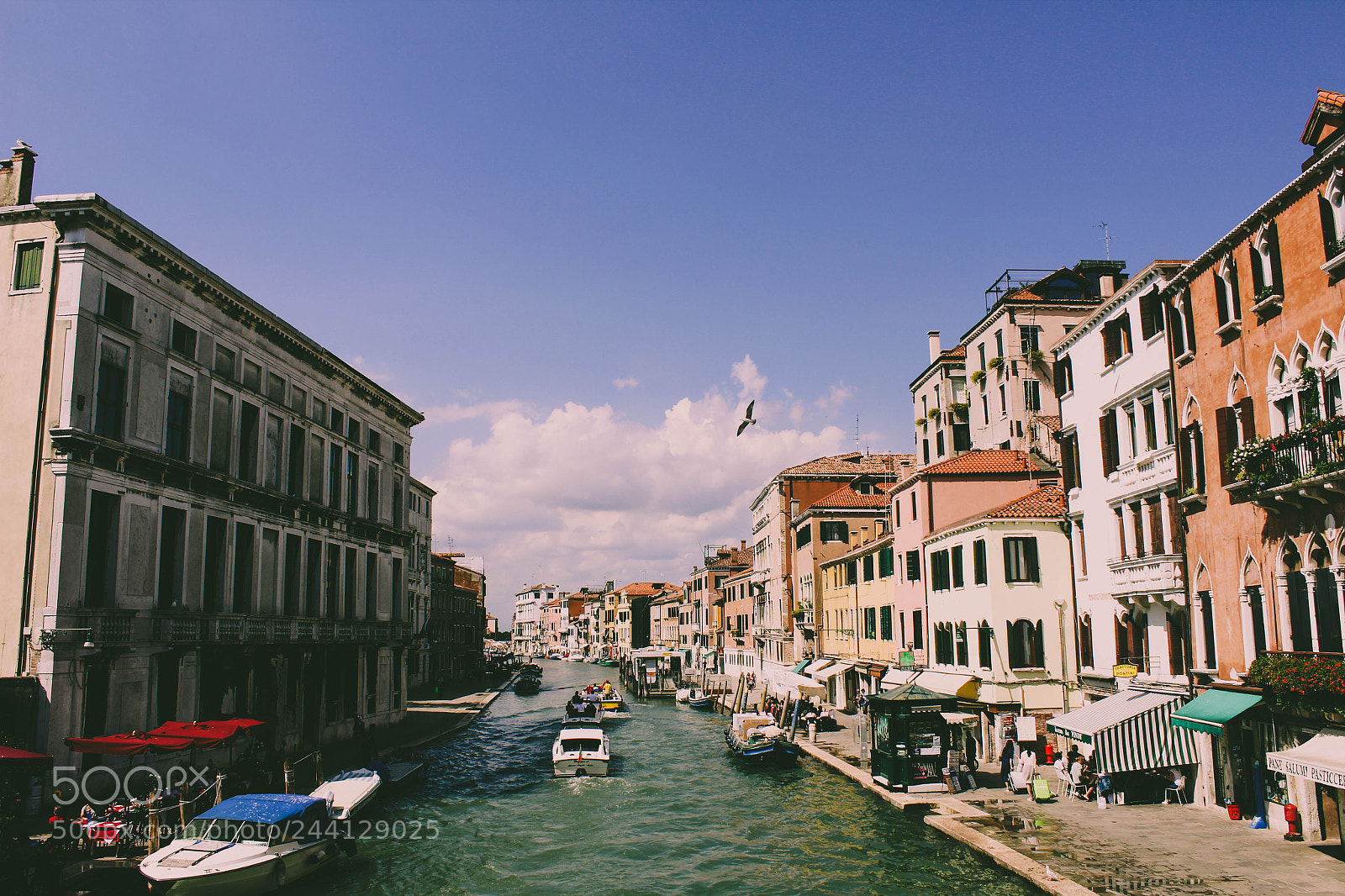 Canon EOS 1300D (EOS Rebel T6 / EOS Kiss X80) sample photo. Venice is eternity itself. photography