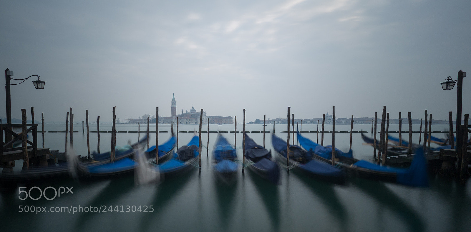 Olympus OM-D E-M10 II sample photo. Magic venice photography