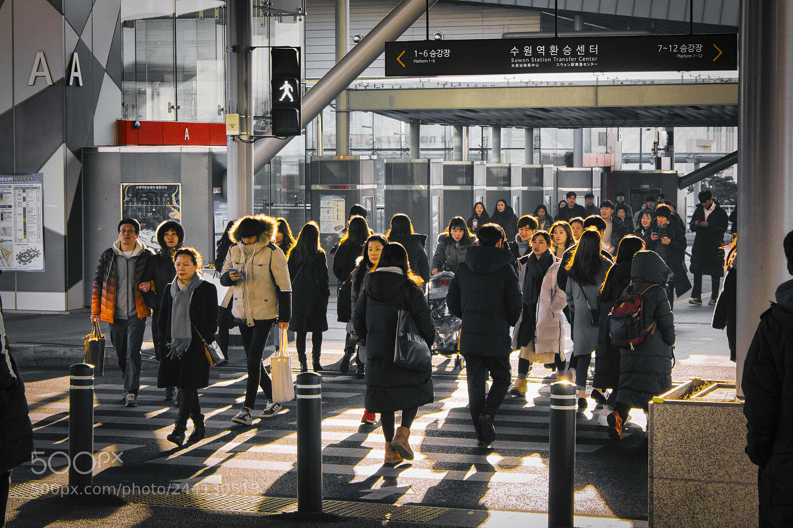 Canon EOS 650D (EOS Rebel T4i / EOS Kiss X6i) sample photo. Suwon station photography