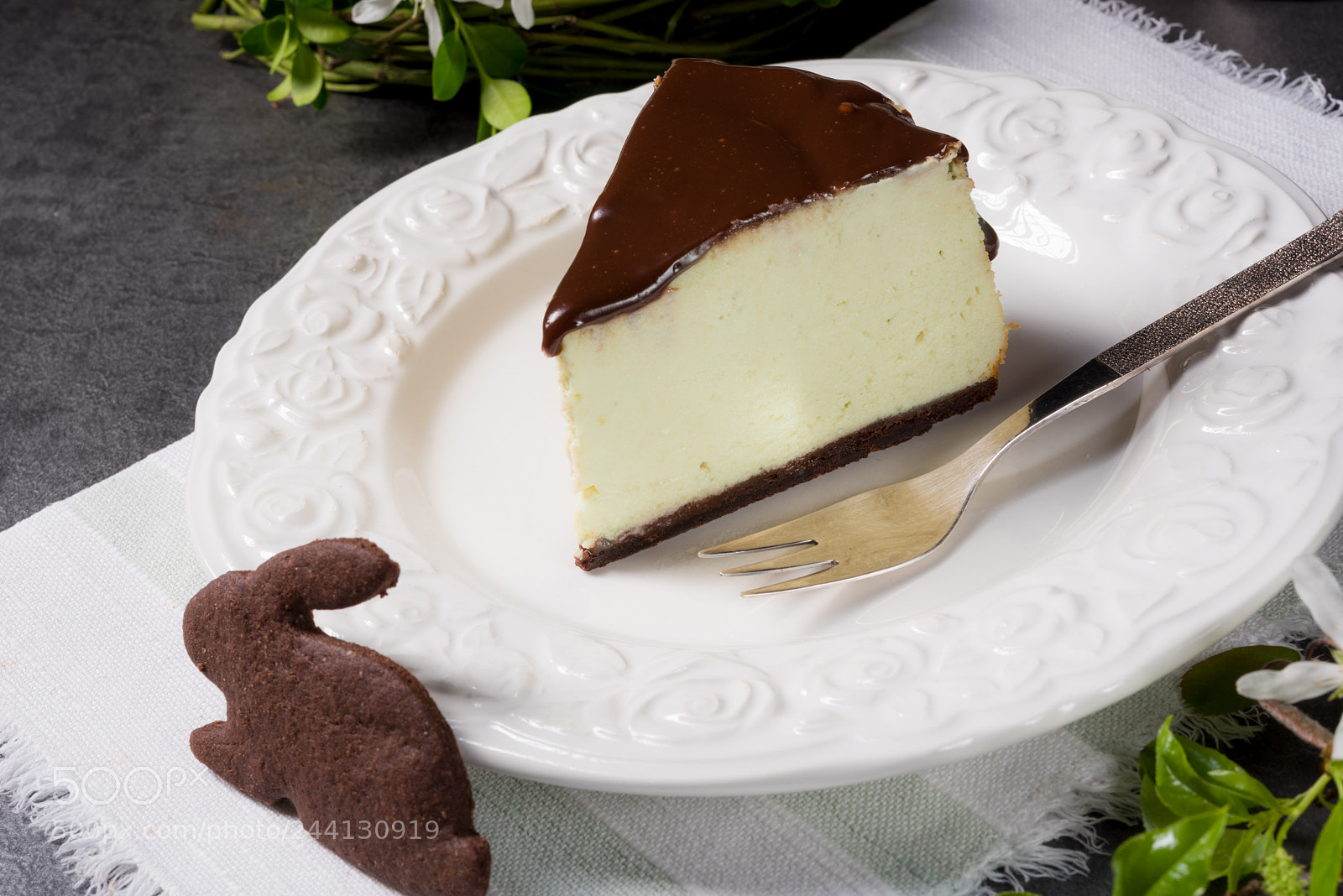 Nikon D810 sample photo. Spring cheese cake with photography