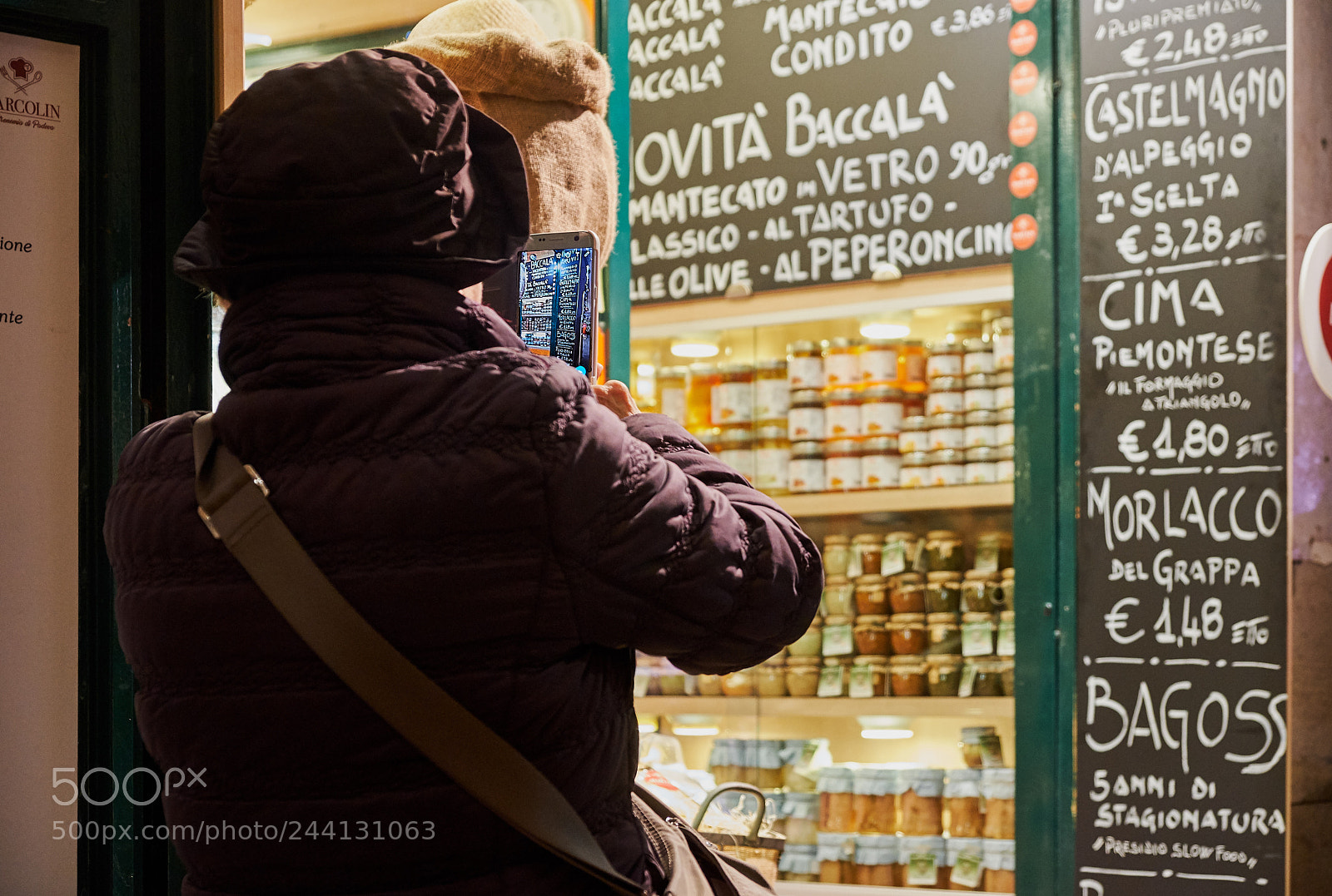 Fujifilm X-T20 sample photo. Shopping list photography