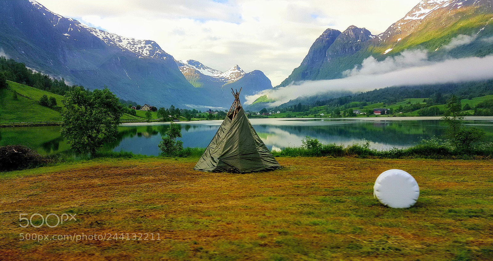 Samsung Galaxy S6 sample photo. Olden norway photography