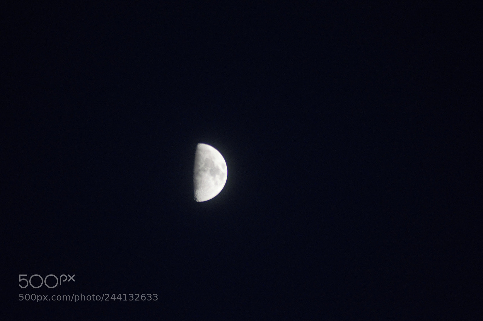 Nikon D3200 sample photo. Half moon photography